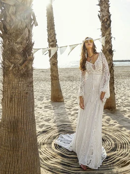 Сватбени рокли Vestido De Noiva Цигански Beach Boho 2023 С V-образно деколте и изгорени ръкави, С отворен гръб, Дантелено Сватбена рокля с деколте лодка.